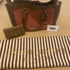 Henri Bendel W 57th Color Block Handbag w/matching wallet